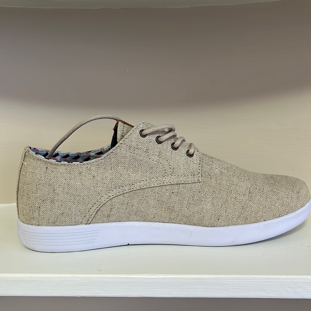 Ben Sherman sneakers